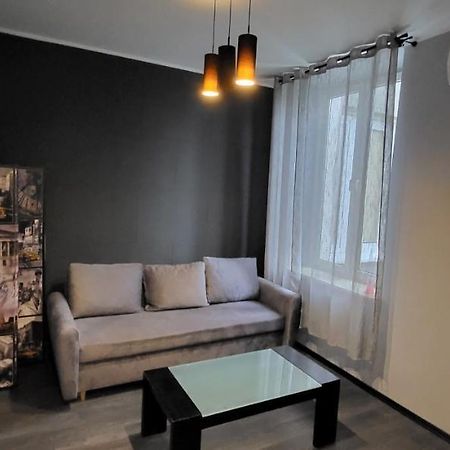 Апартаменты Apartament Pod Wieza Пётркув-Трыбунальский Экстерьер фото